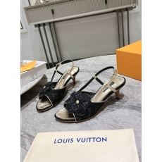 Louis Vuitton Slippers